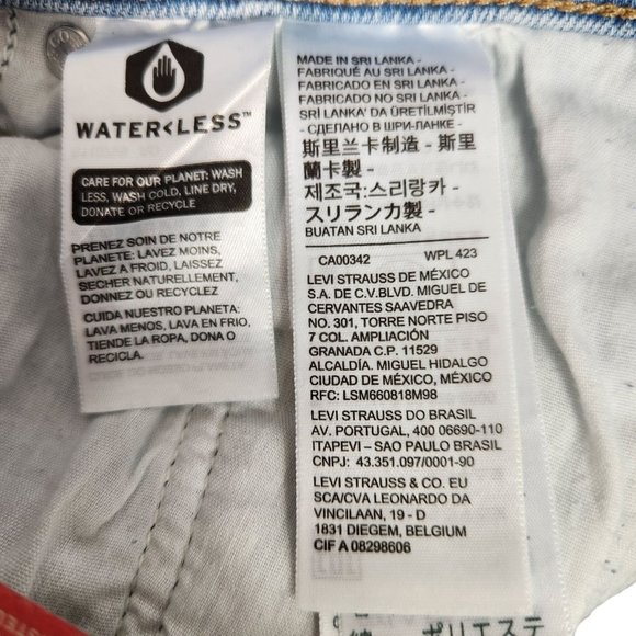 Levis Silver Tab Womens‎ High Waisted Mom Jean 31/27 Light Was Distressed NEW - Picture 11 of 16